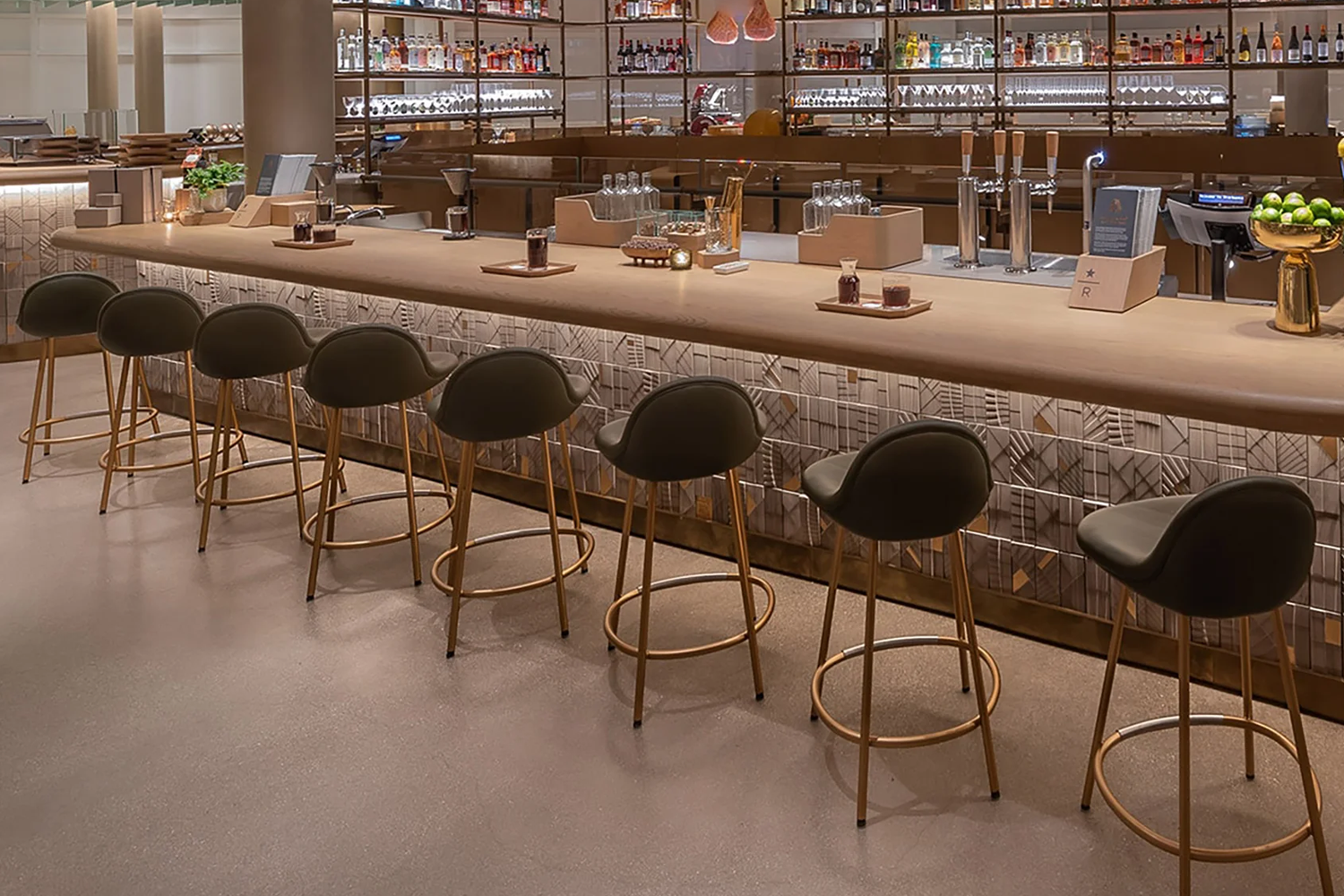 banqueta estofada  pebble bassam fellows