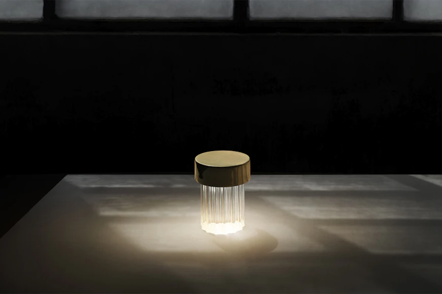 C05_Last-Order-flos-outdoor-R-04