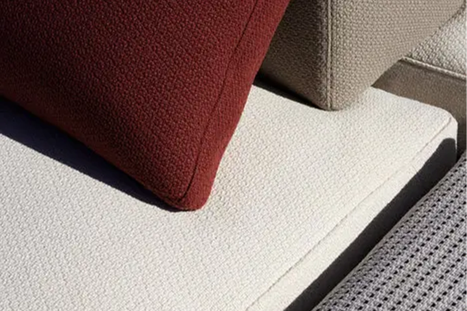 C14_Gallery_13_367699_outdoor_sofa_Nooch_A-06_1