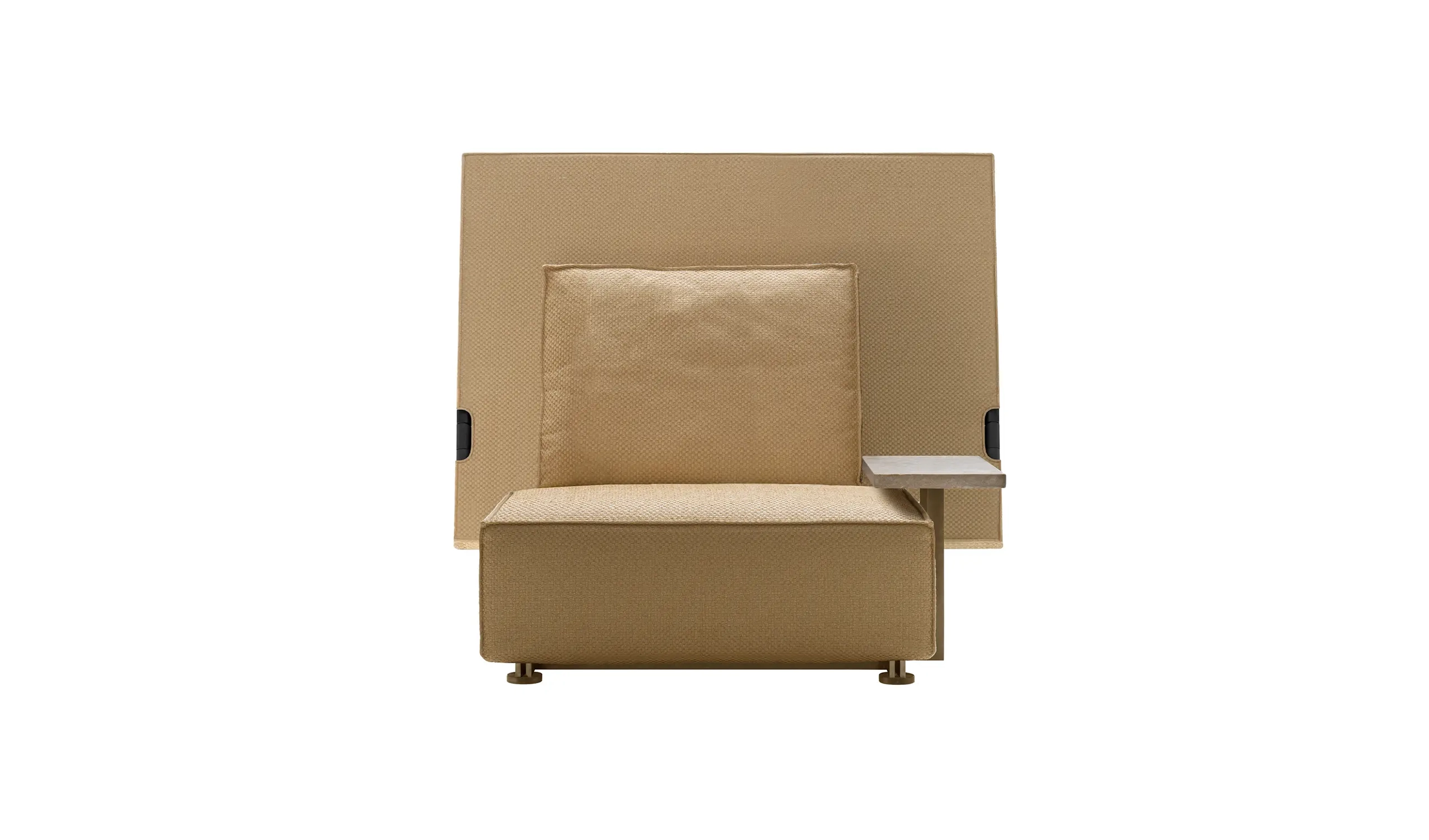 CAPA01_Slider_0_125_outdoor_armchair_Oh-It-Rains_01_3