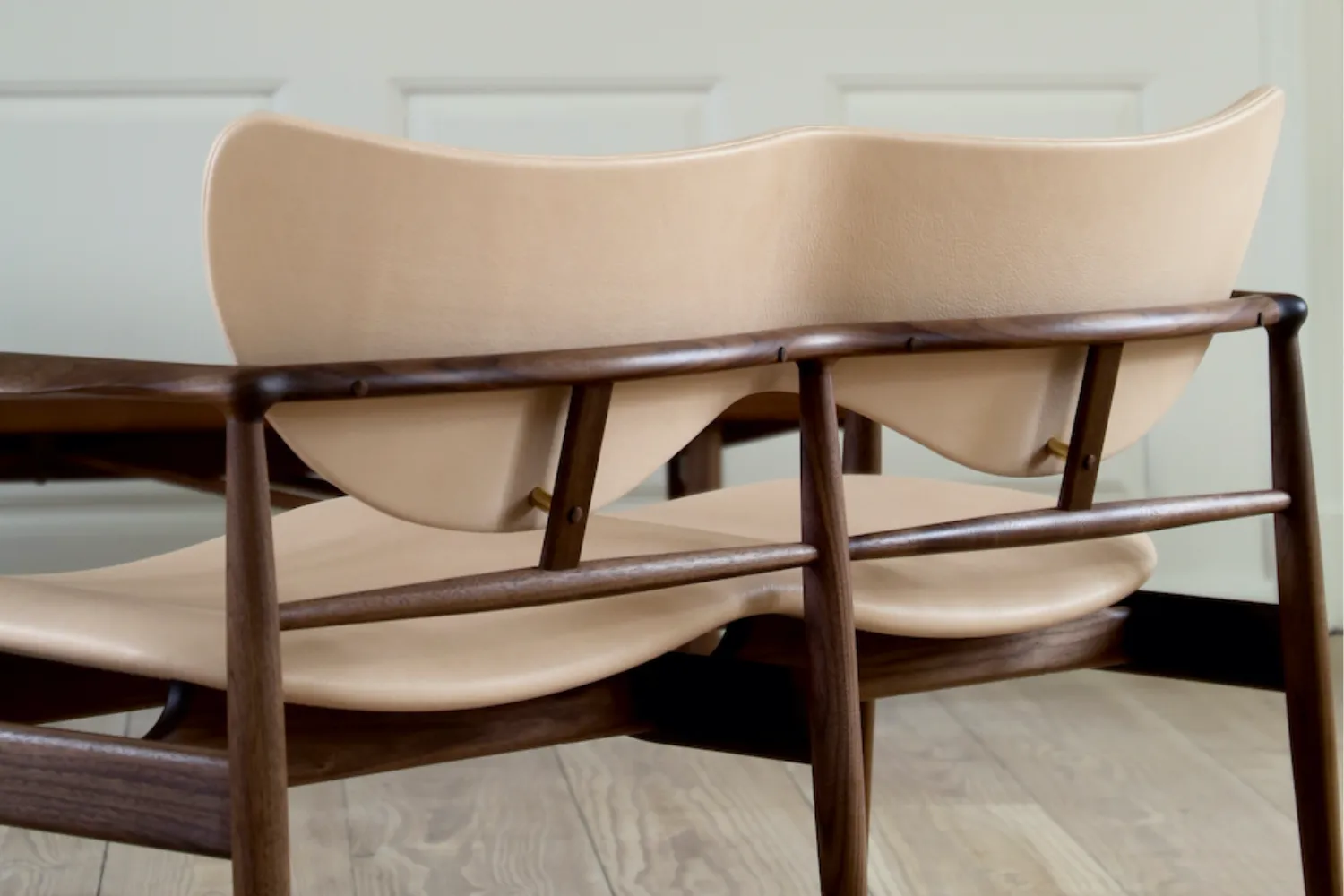 The-48-sofa-bench-4