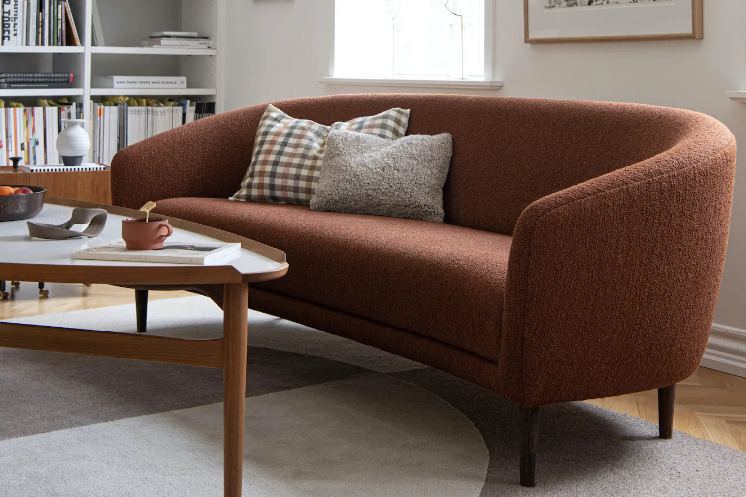 The-little-Mother-sofa-three-seater-7