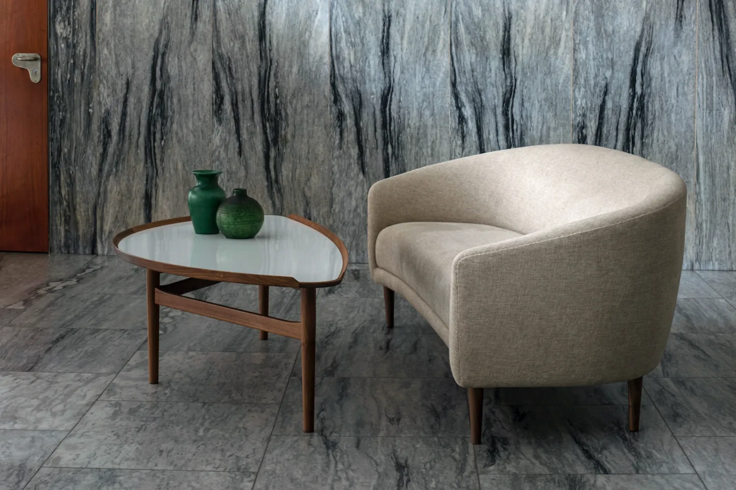 The-little-Mother-sofa-two-seater-6