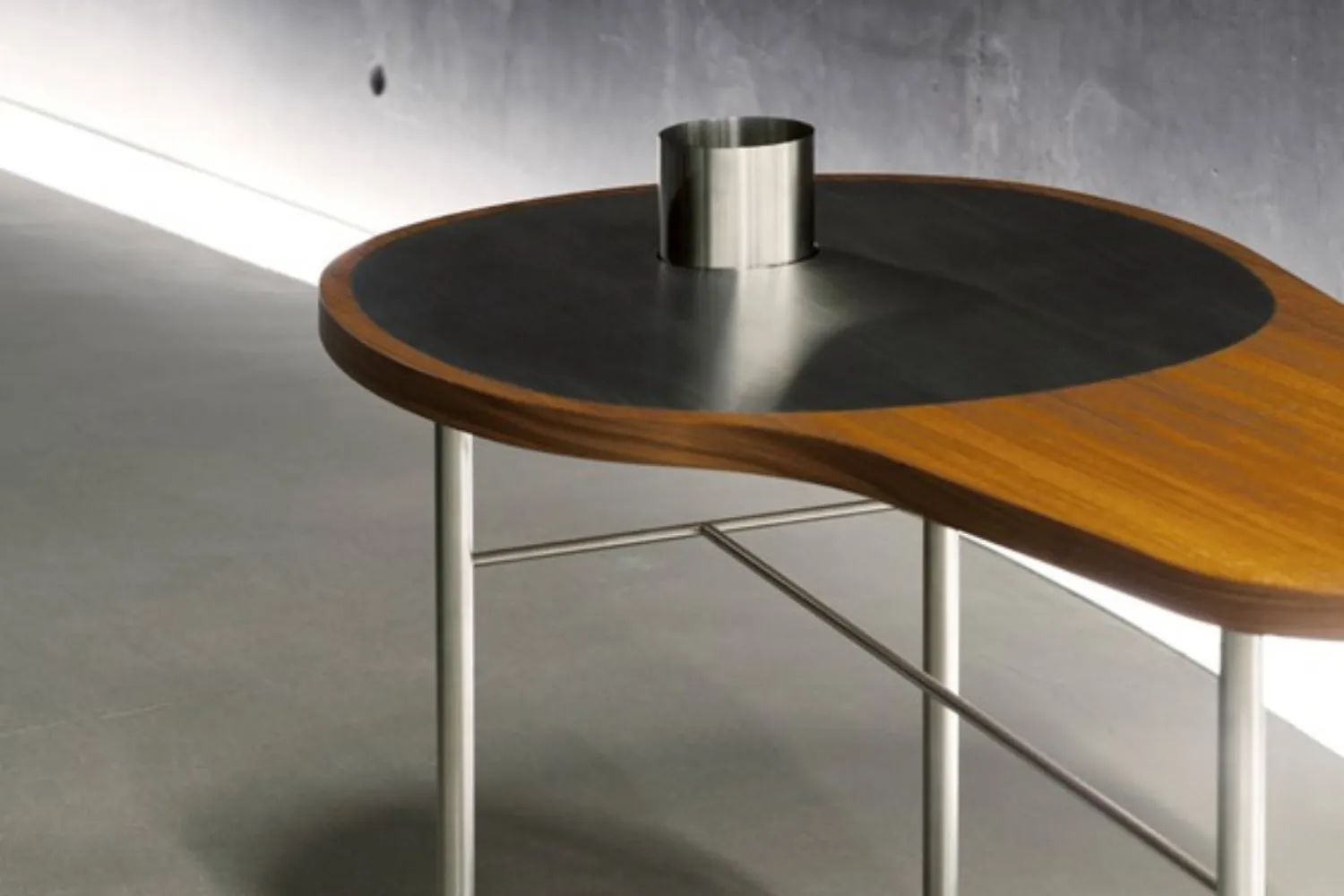 the-ross-coffe-table-3
