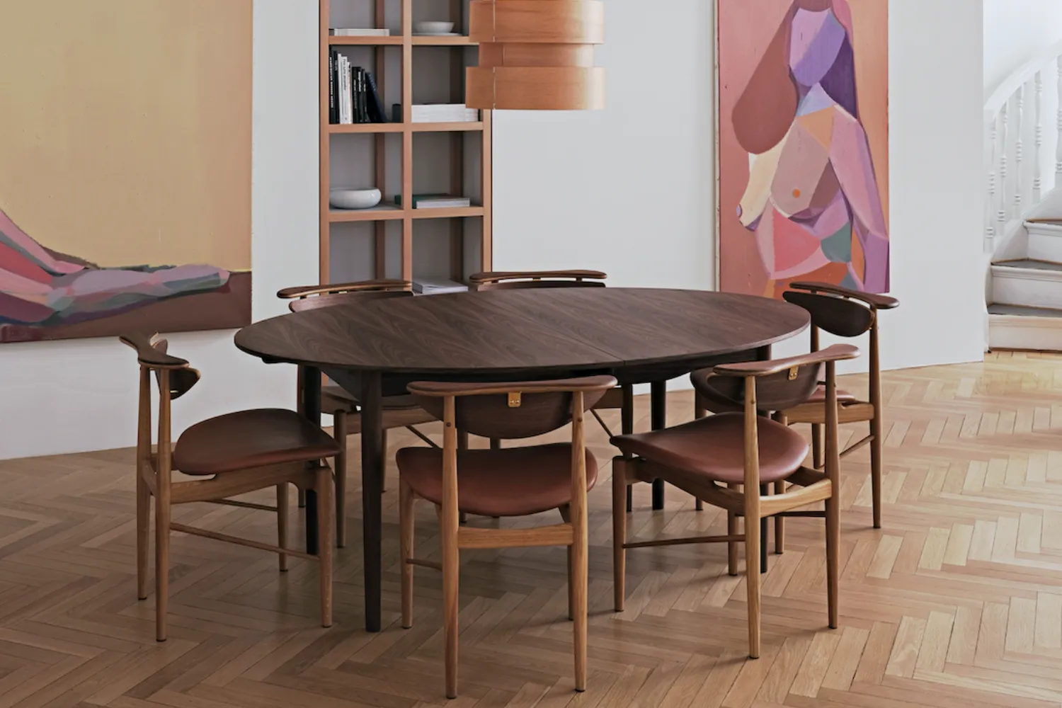 the-silver-small-silver-table-5