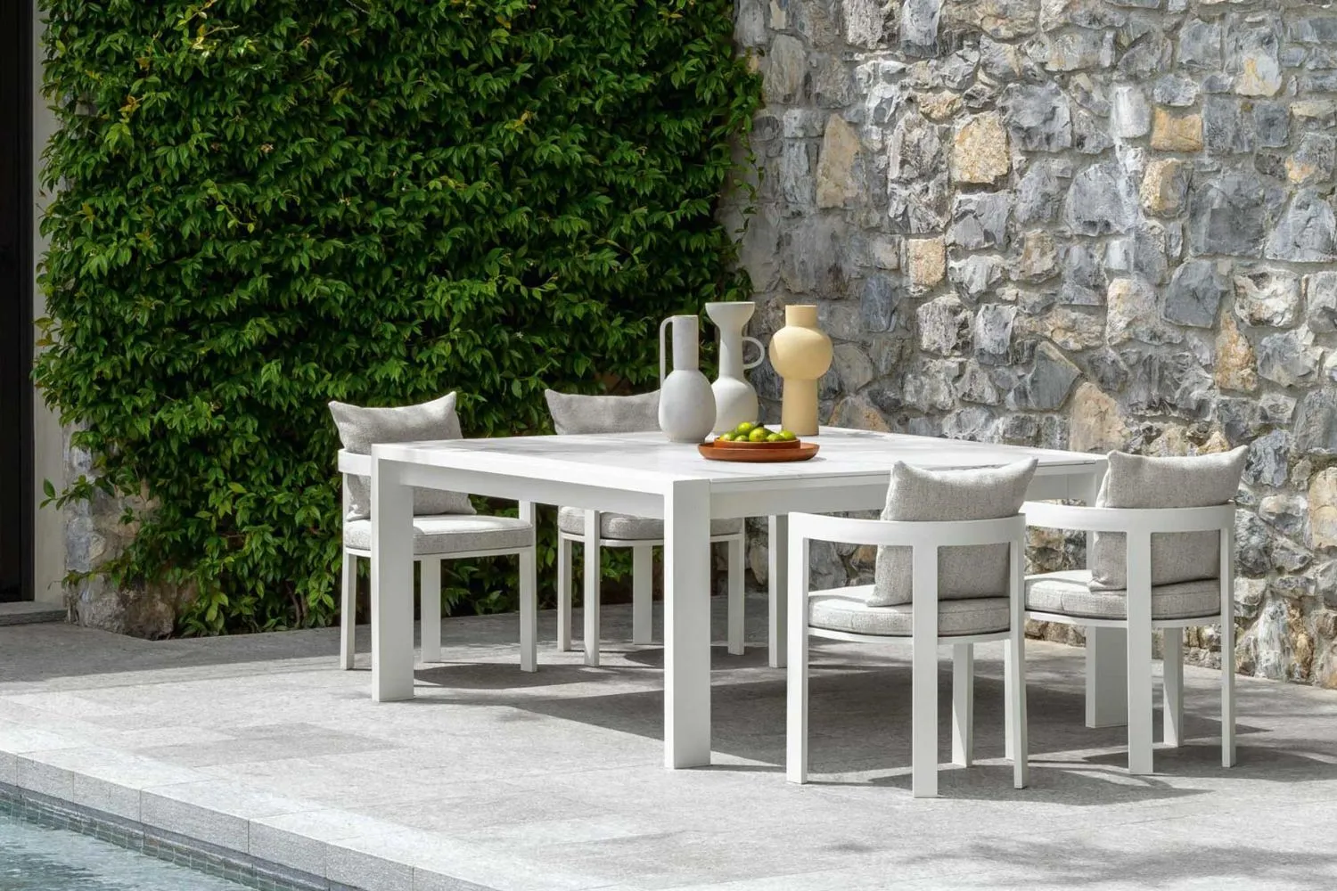 CARROSSEL-ArgoAlu-157×157-dining-table