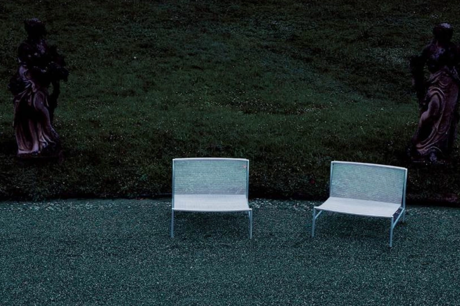 C1-Hi-tech-Armchair