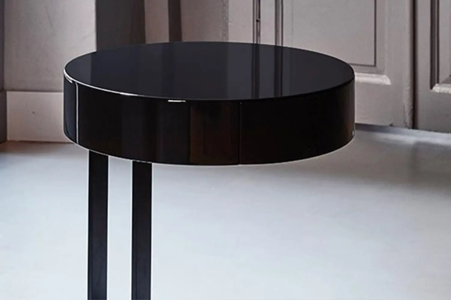 Mesa de Cabeceira Ralf''