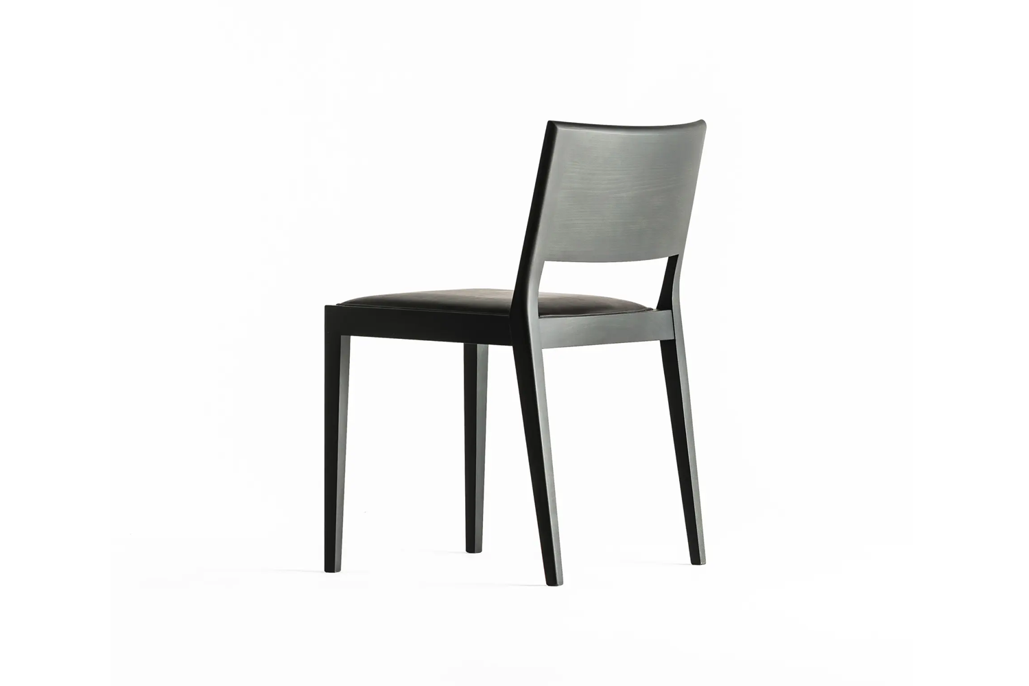 A Chair in The Forest de padova