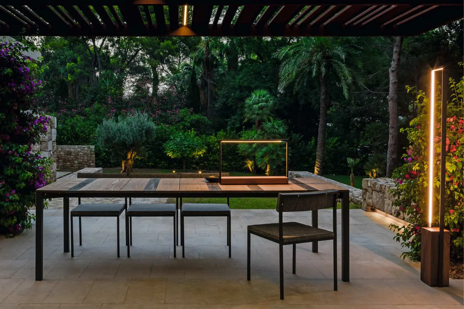 Luminária de Piso Casilda L'