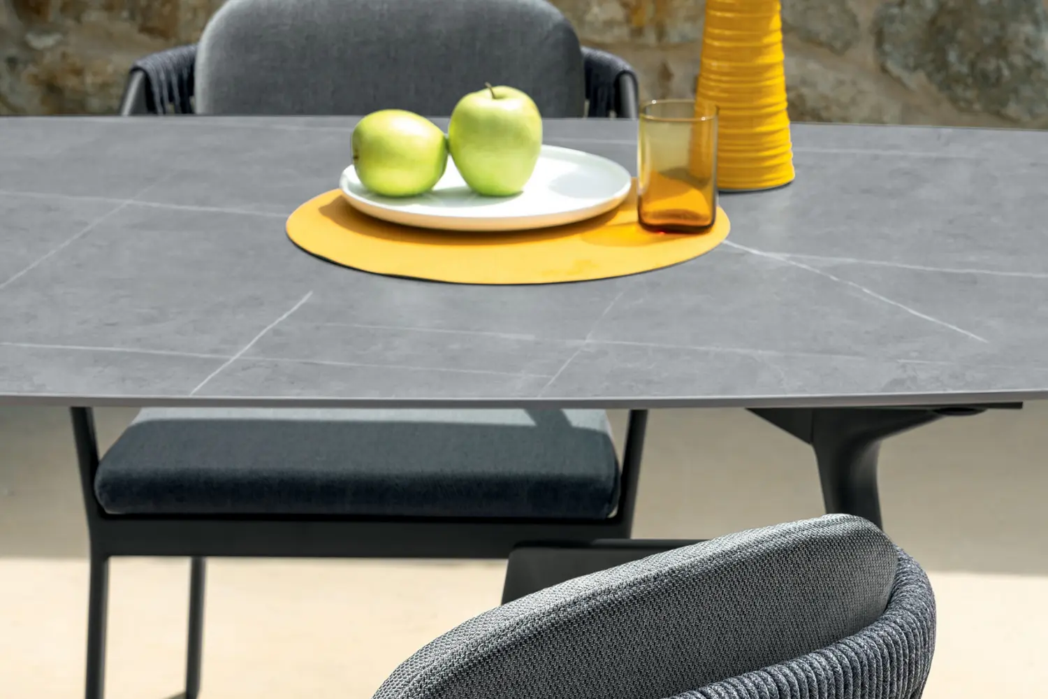 Mesa de Jantar Nova''