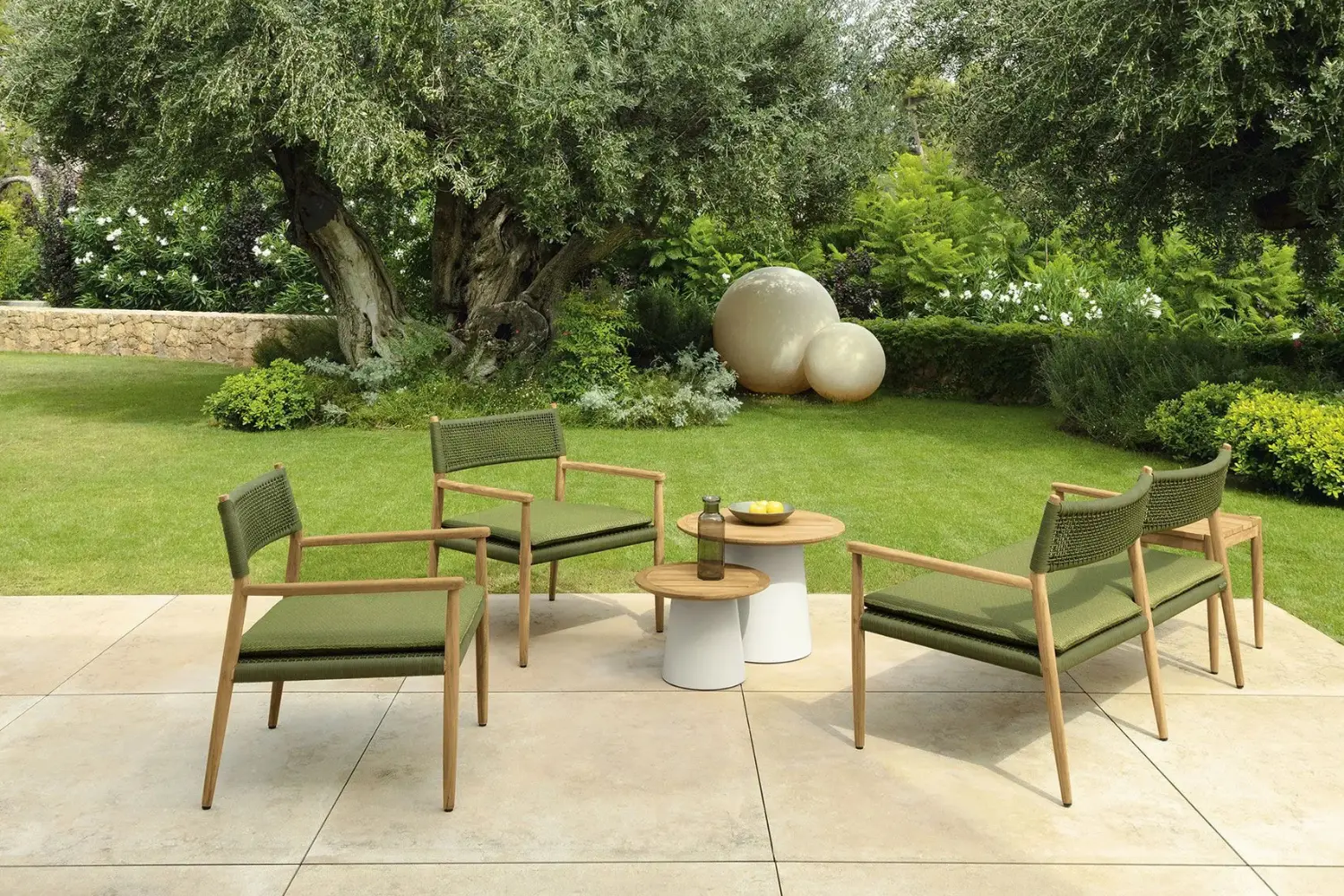 Poltrona Dolcevita Lounge''