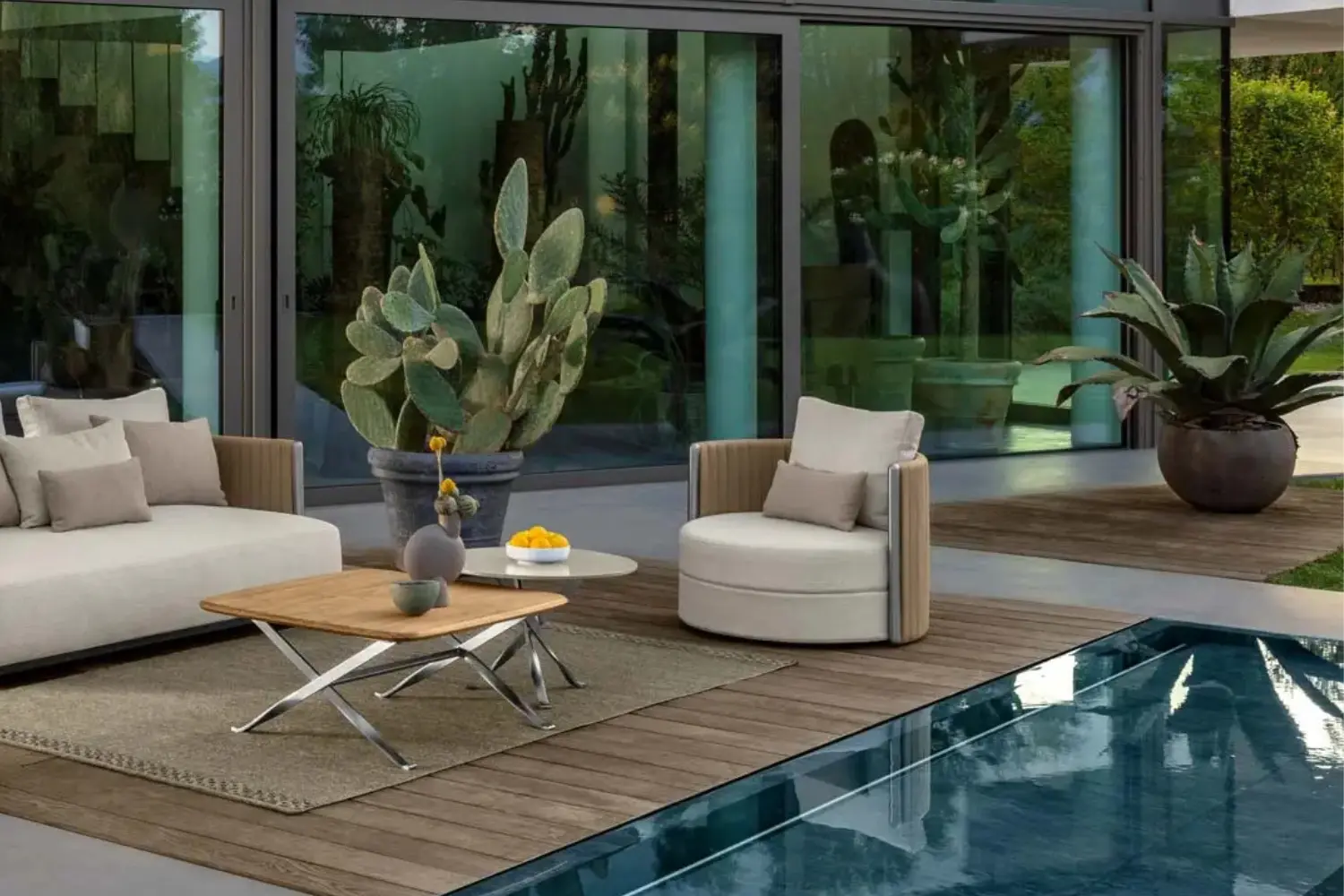 Poltrona George Living giratória'