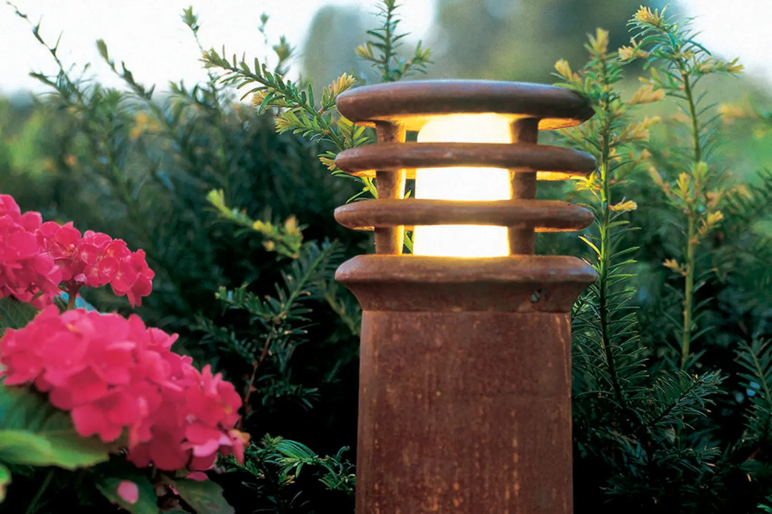 Luminária de Piso Rusty''