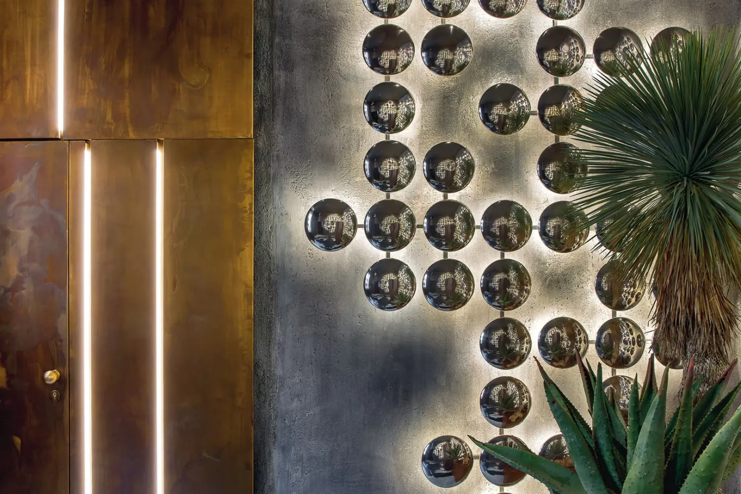 luminaria wall clips (6)