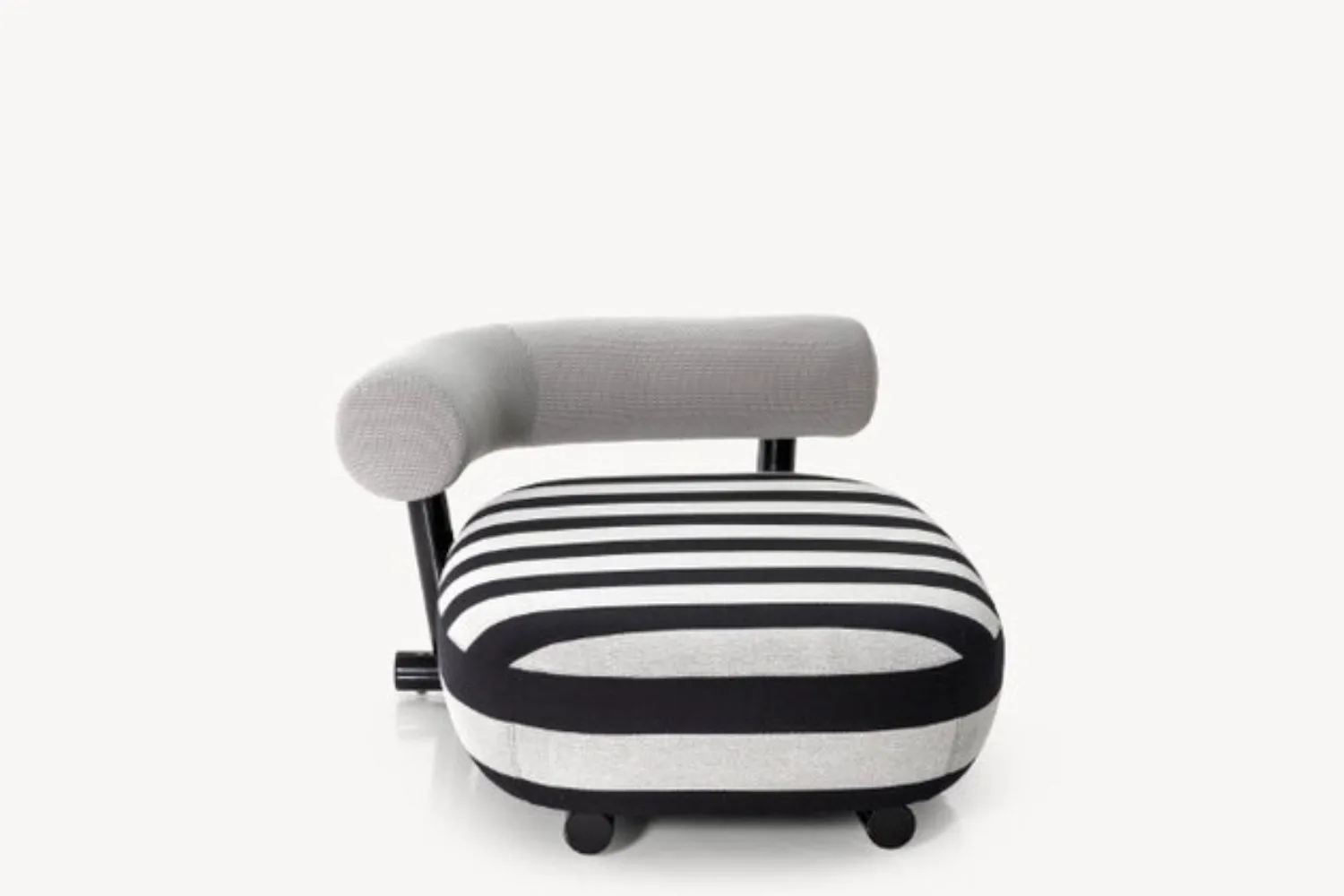 Chaise Longue Pipe 1