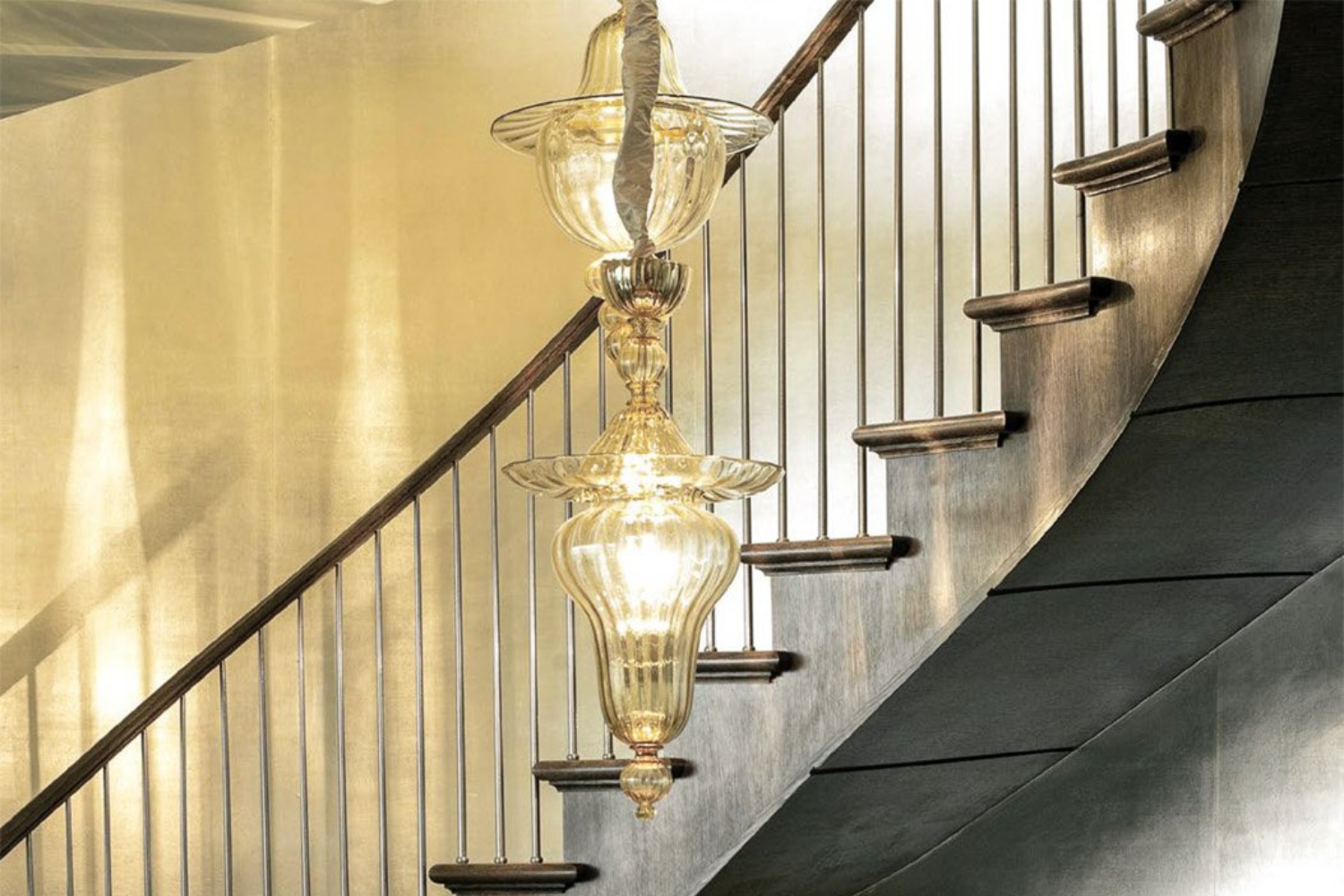 Luminária Suspensa Doge'