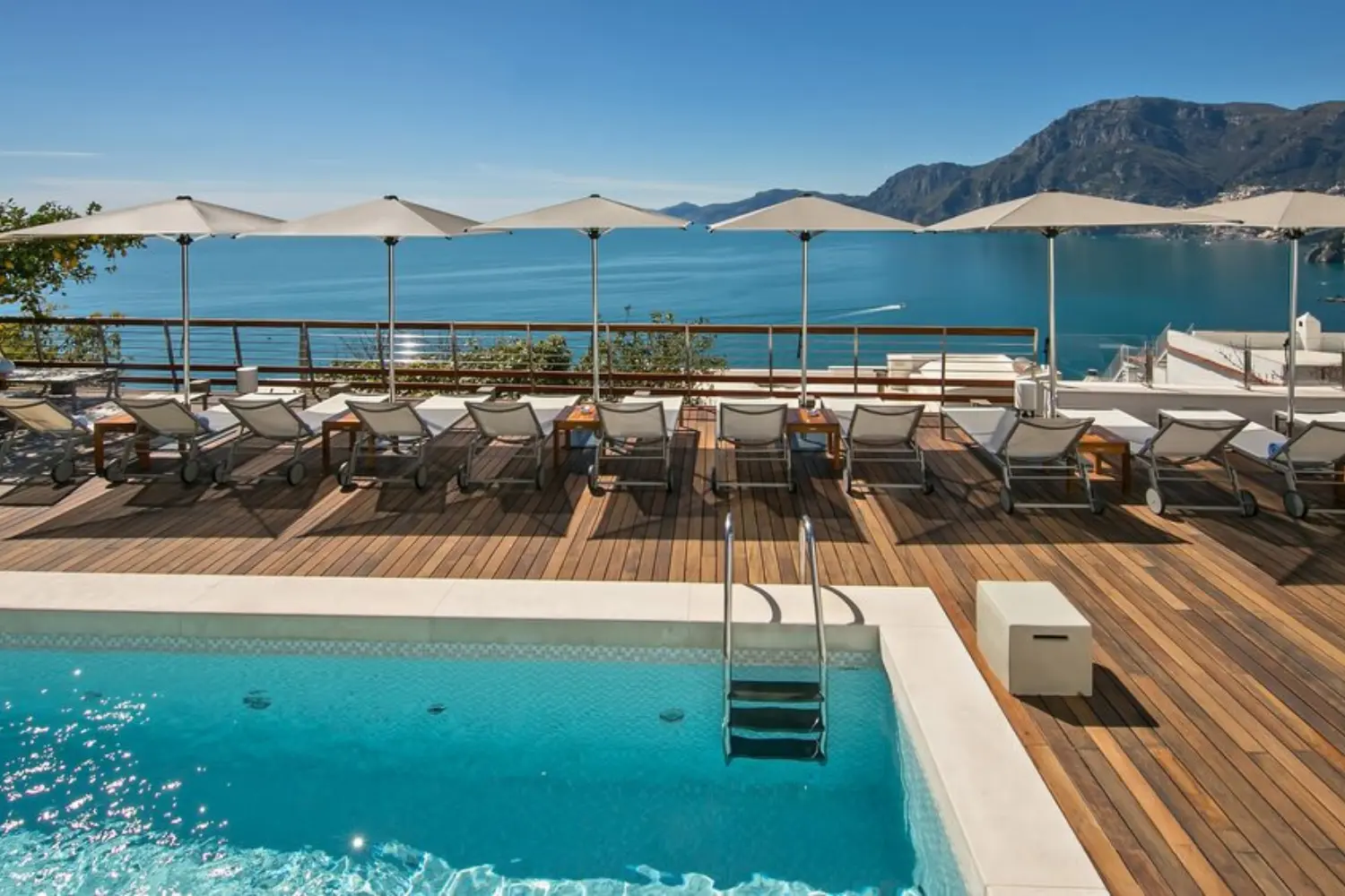 Ombrelone_Central Pole Reflex (3)