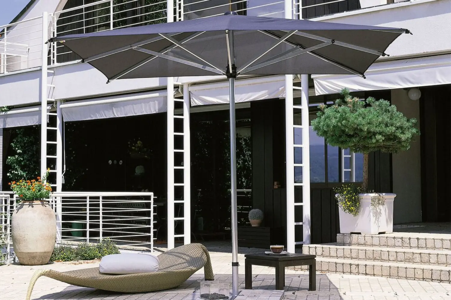 Ombrelone_Central Pole Reflex (6)