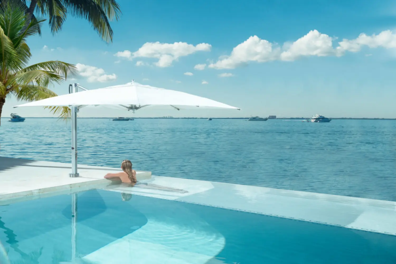 bay master m1 swim under cantilever (2)