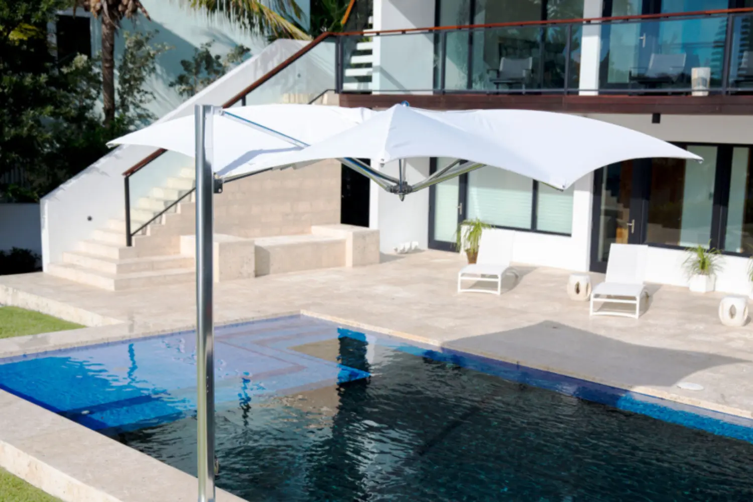 ocean master max manta cantilever